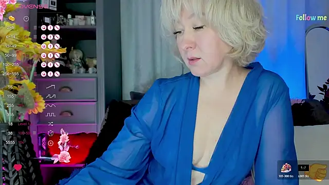 Snapshot of Mia_Wintermood chatting on 11-05-25, 05:07 Mia Wintermood online show from 11-05-25, 05:07