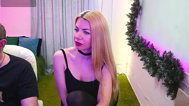 Snapshot of AlisaAleksandr chatting on 02-02-26, 04:27 AlisaAleksandr online show from 02-02-26, 04:27