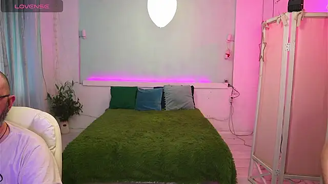 AlisaAleksandr online show from 04-15-26, 03:30