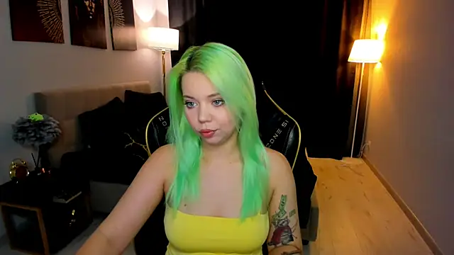 EnergyBunny 1 online show from 02-15-26, 07:32