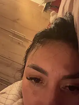 aniiee x online show from 04-23-26, 04:31