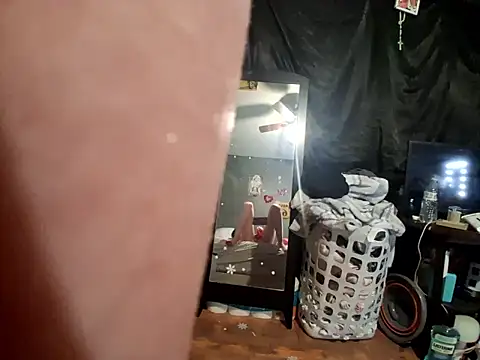 Justjennyy online show from 05-07-26, 11:37