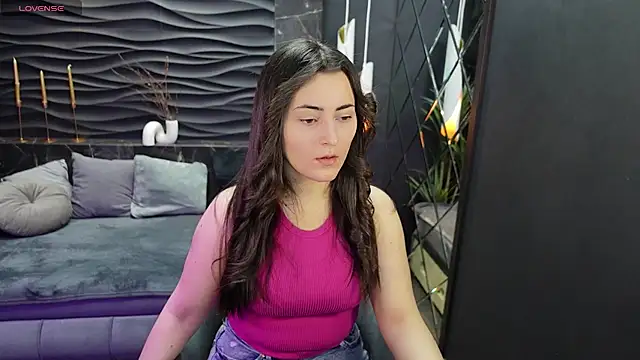 KylieMellow online show from 02-15-25, 06:02