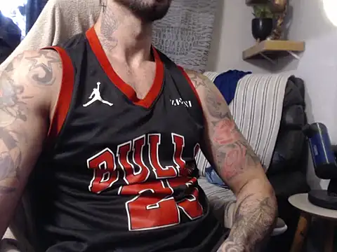 Snapshot of BarucRj chatting on 10-08-25, 06:27 BarucRj online show from 10-08-25, 06:27