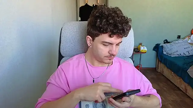 Remy Miles online show from 03-23-26, 05:55