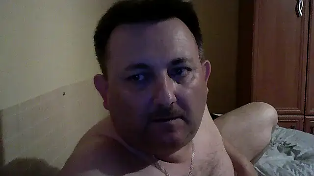 Snapshot of Novy73 chatting on 10-21-25, 12:33 Novy73 online show from 10-21-25, 12:33