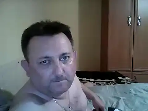 Snapshot of Novy73 chatting on 12-13-25, 10:48 Novy73 online show from 12-13-25, 10:48