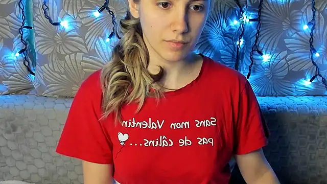 MaggieCake online show from 03-03-26, 03:45