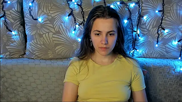 MaggieCake online show from 06-14-26, 02:24