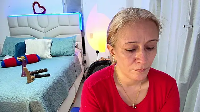 Snapshot of Naty_Stone chatting on 07-17-26, 09:52 Naty Stone online show from 07-17-26, 09:52