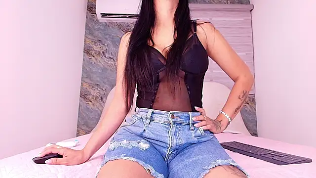 Snapshot of samanta_360 chatting on 12-03-25, 12:25 samanta 360 online show from 12-03-25, 12:25