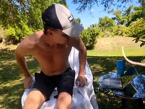 eliberator1777 online show from 04-14-26, 03:29