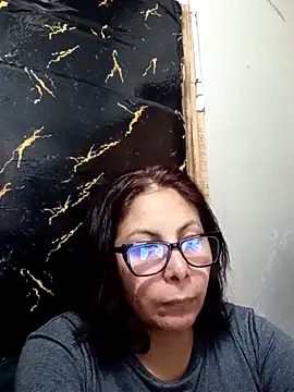 Snapshot of Anypink chatting on 11-08-25, 01:06 Anypink online show from 11-08-25, 01:06