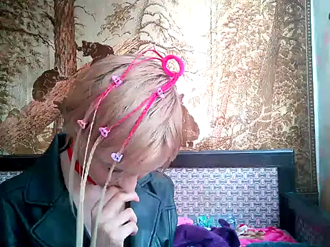 WildMissNiks online show from 02-25-25, 11:19