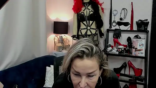 crystaLUX online show from 01-05-25, 07:38