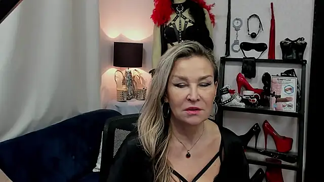 crystaLUX online show from 01-10-25, 09:02