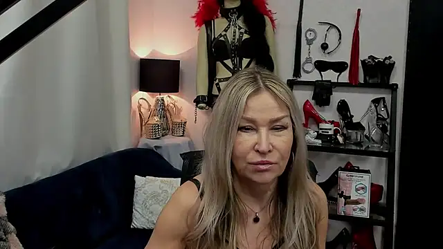 crystaLUX online show from 03-17-25, 07:02