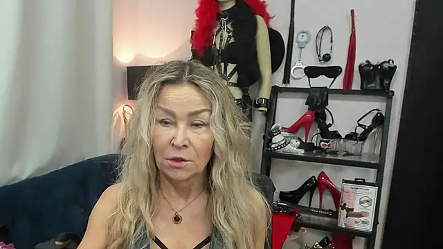 crystaLUX online show from 12-19-25, 05:14