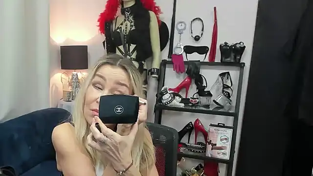 crystaLUX online show from 02-17-26, 05:48