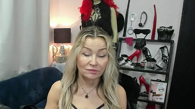 crystaLUX online show from 04-17-26, 04:37