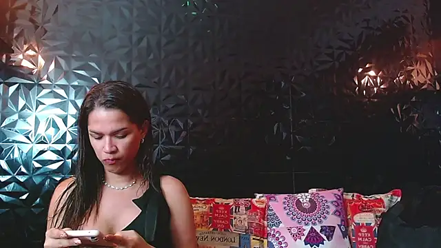 PINK  LOLA1 online show from 09-11-25, 10:54