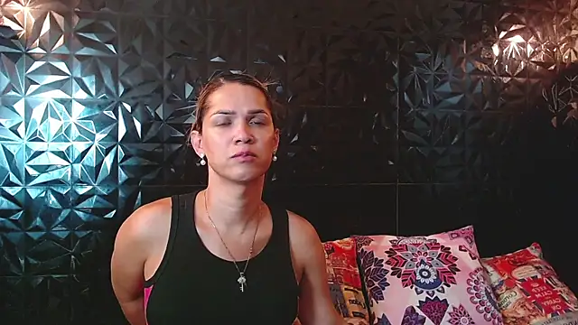 Snapshot of PINK__LOLA1 chatting on 06-25-26, 10:47 PINK LOLA1 online show from 06-25-26, 10:47