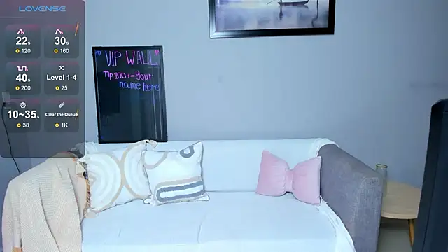 Snapshot of damisu chatting on 02-07-26, 01:31 damisu online show from 02-07-26, 01:31