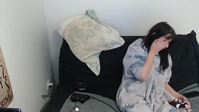 missthon0 online show from 03-17-25, 03:29