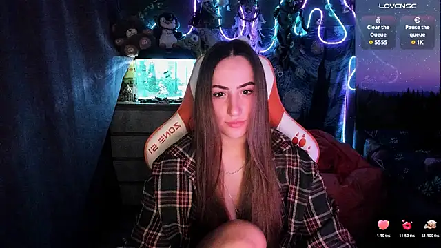 Snapshot of Selbi_Paine chatting on 07-27-26, 12:50 Selbi Paine online show from 07-27-26, 12:50