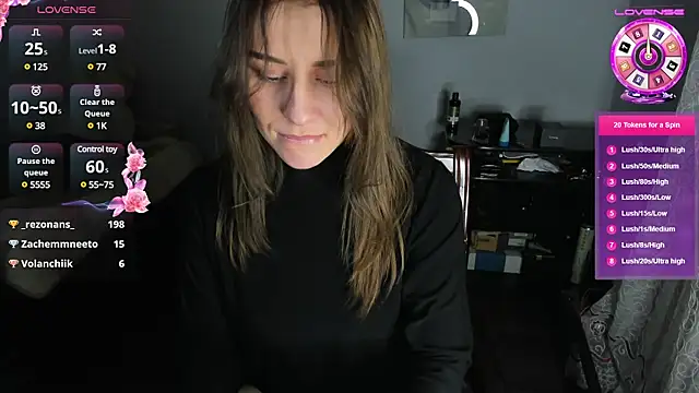 Snapshot of KindKristy chatting on 01-11-25, 08:00 KindKristy online show from 01-11-25, 08:00