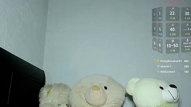 Snapshot of KindKristy chatting on 10-19-25, 05:19 KindKristy online show from 10-19-25, 05:19