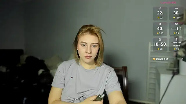 Snapshot of KindKristy chatting on 11-23-25, 05:29 KindKristy online show from 11-23-25, 05:29