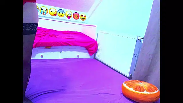 evehotty online show from 12-02-25, 08:04