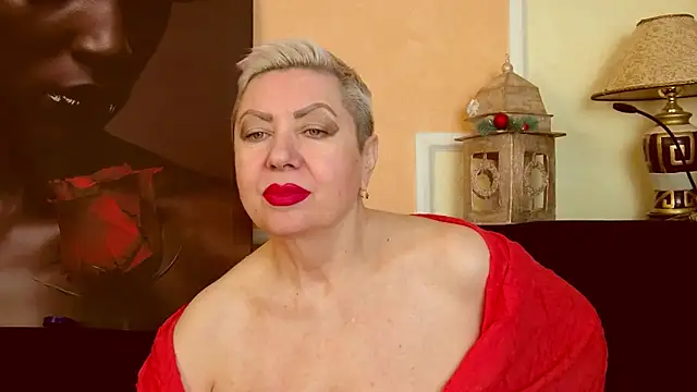 LadyPosh online show from 12-17-25, 11:05