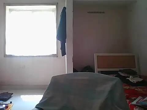 hrnybh2002 online show from 04-19-26, 08:35