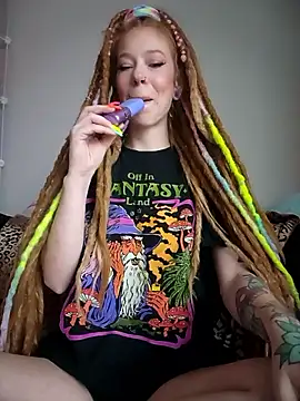 LucidLucy online show from 01-15-26, 01:48