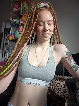 LucidLucy online show from 03-10-26, 01:16