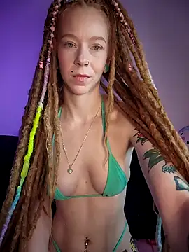 LucidLucy online show from 04-16-26, 04:30