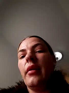 Snapshot of Dirtyfeelin chatting on 03-23-26, 07:01 Dirtyfeelin online show from 03-23-26, 07:01