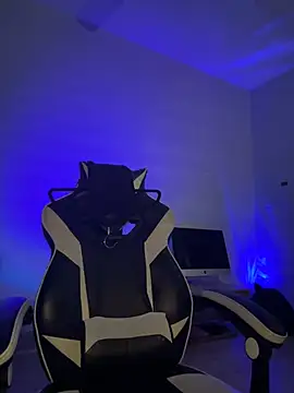 Snapshot of thebrattygoddess chatting on 01-09-25, 09:59 thebrattygoddess online show from 01-09-25, 09:59