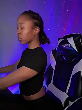 Snapshot of thebrattygoddess chatting on 03-02-25, 08:50 thebrattygoddess online show from 03-02-25, 08:50