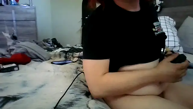 kimsupremesissy online show from 04-19-26, 09:39