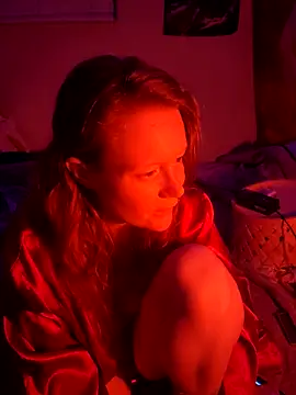 Snapshot of LilTokez chatting on 02-15-26, 01:57 LilTokez online show from 02-15-26, 01:57