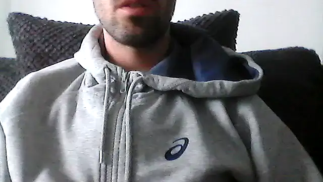 Snapshot of juju156111 chatting on 09-14-25, 08:35 juju156111 online show from 09-14-25, 08:35