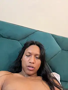 Snapshot of DarlingJenny22 chatting on 03-08-26, 04:44 DarlingJenny22 online show from 03-08-26, 04:44