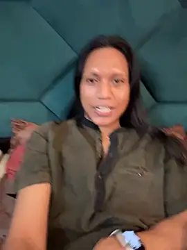 Snapshot of DarlingJenny22 chatting on 04-21-26, 06:44 DarlingJenny22 online show from 04-21-26, 06:44