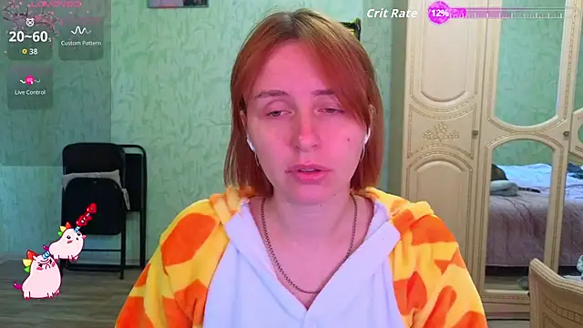 DanaMartina online show from 10-18-25, 12:17