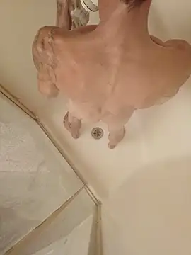 justinewe69 online show from 09-08-25, 11:04