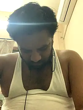 Snapshot of Rocky_1907 chatting on 10-11-25, 08:51 Rocky 1907 online show from 10-11-25, 08:51