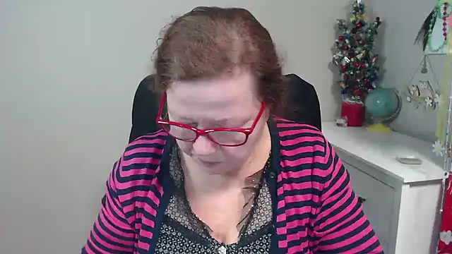 Adelewildx online show from 01-14-25, 05:30